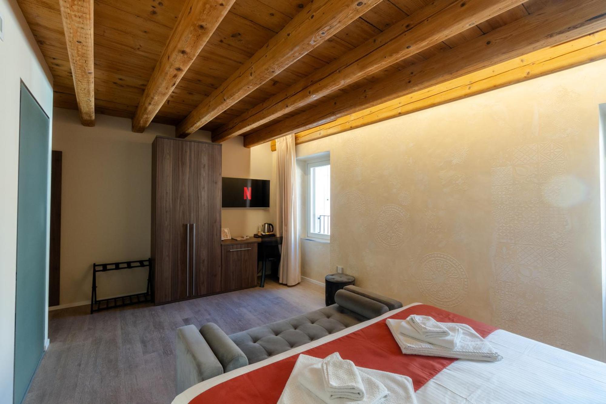 La Casa In Paese Hotel Peschiera del Garda Exterior photo